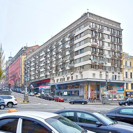 Big Jacuzzi , Sauna , Khreshchatyk Apartments Kyiv Exterior photo